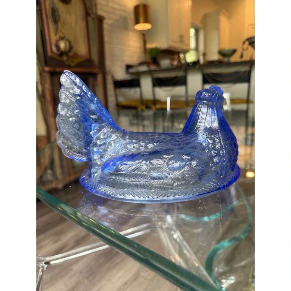 Vintage Hen On A Nest LID ONLY Blue Glass Top Split Tail 7
